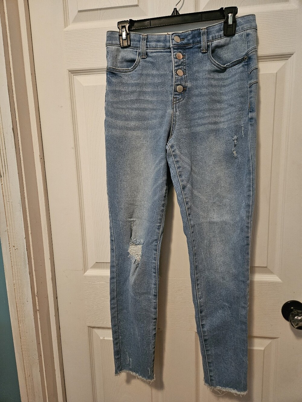 Women's Light Blue Skinny Jeans with Button Fly